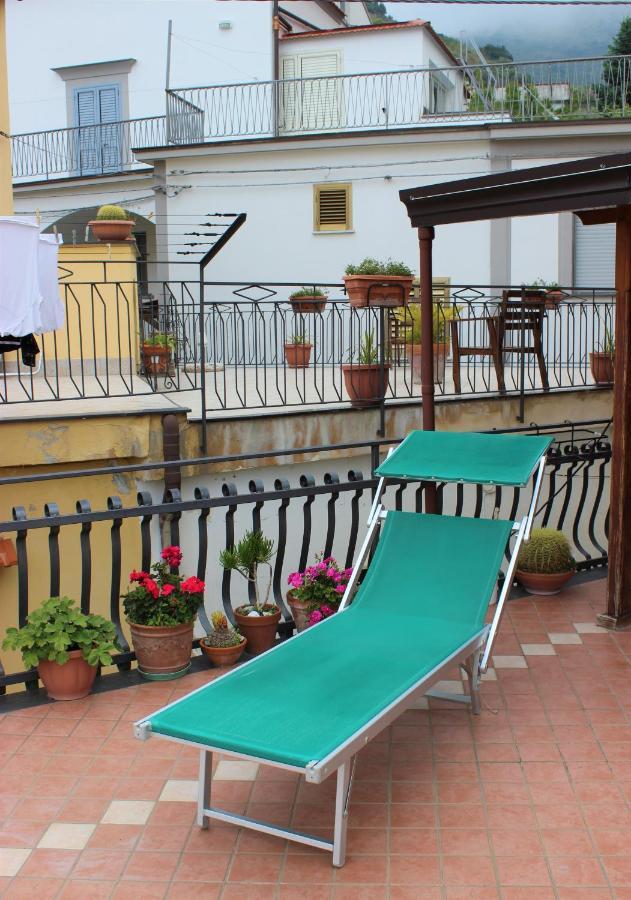 B&B Country Chic Vico Equense Exteriör bild