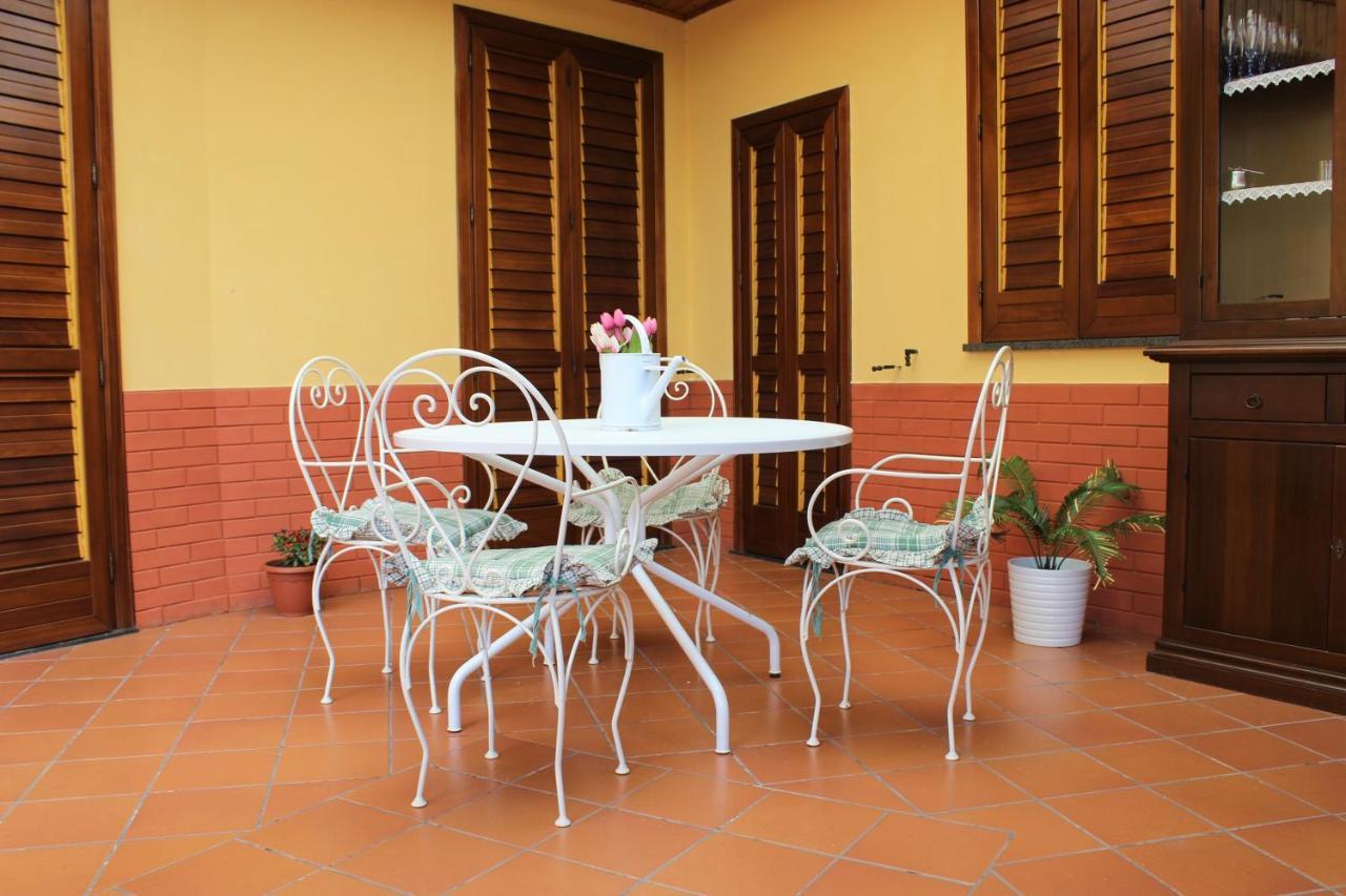 B&B Country Chic Vico Equense Exteriör bild