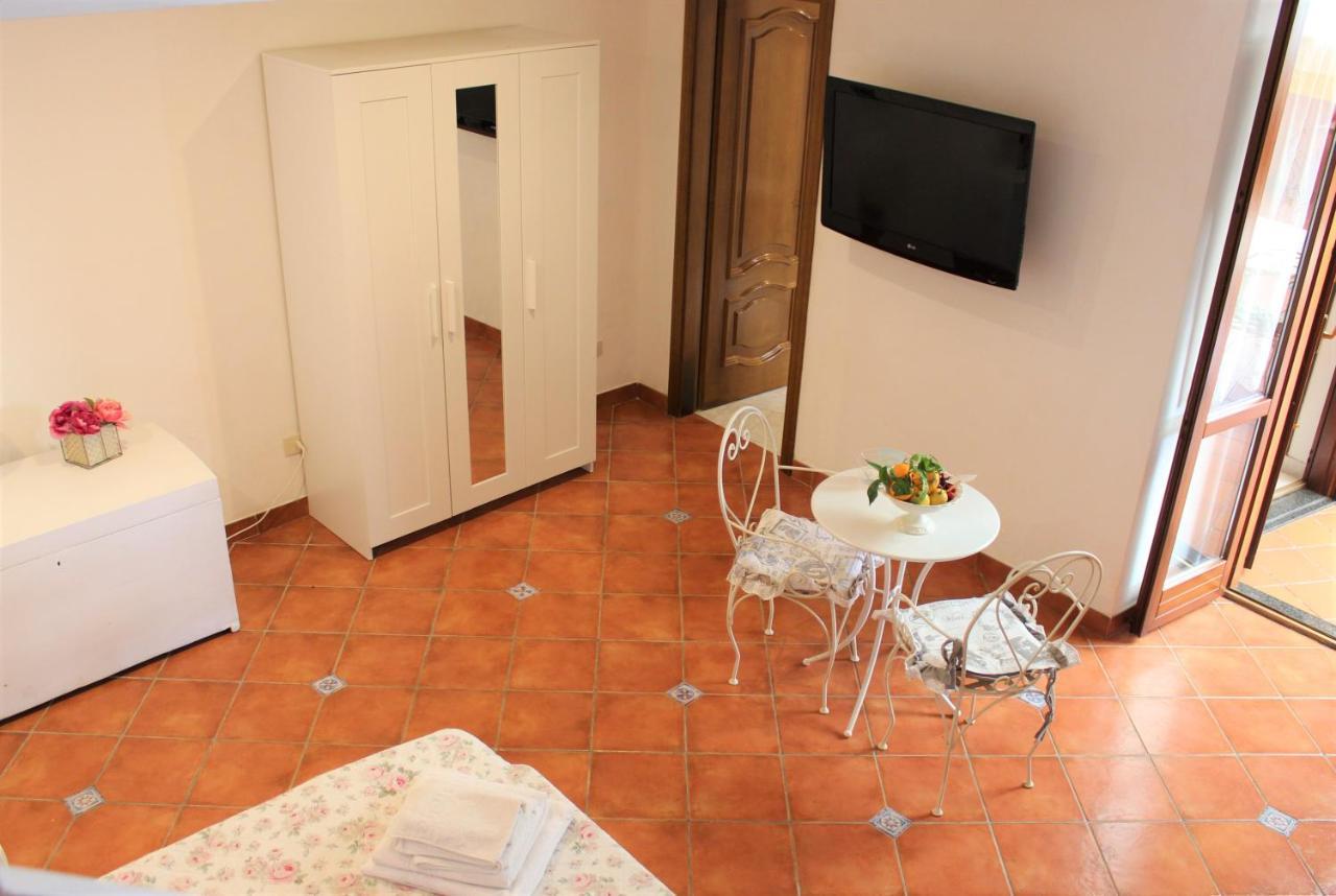 B&B Country Chic Vico Equense Exteriör bild
